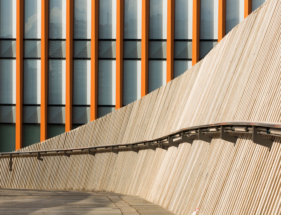 006-The Claude Bernard Overpass by DVVD architects