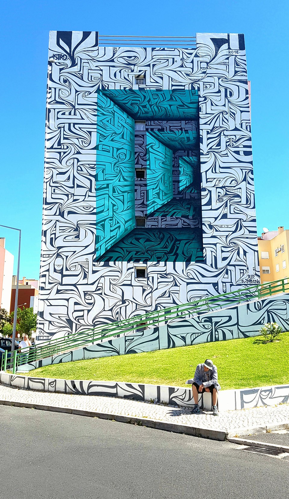 001-graffiti by astro