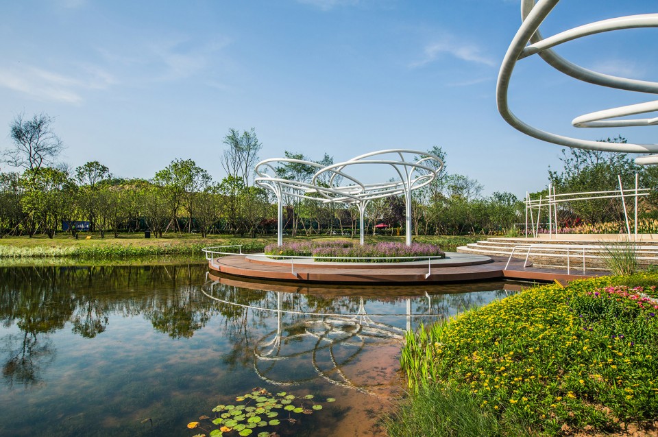 003-Chongqing Lakefront Community Park by eLandscript