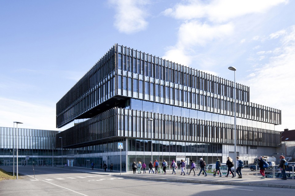 003-KRONA Knowledge and Cultural Centre by Mecanoo architecten