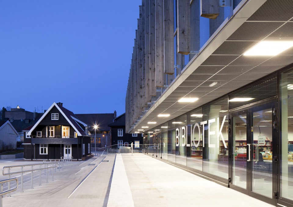 008-KRONA Knowledge and Cultural Centre by Mecanoo architecten