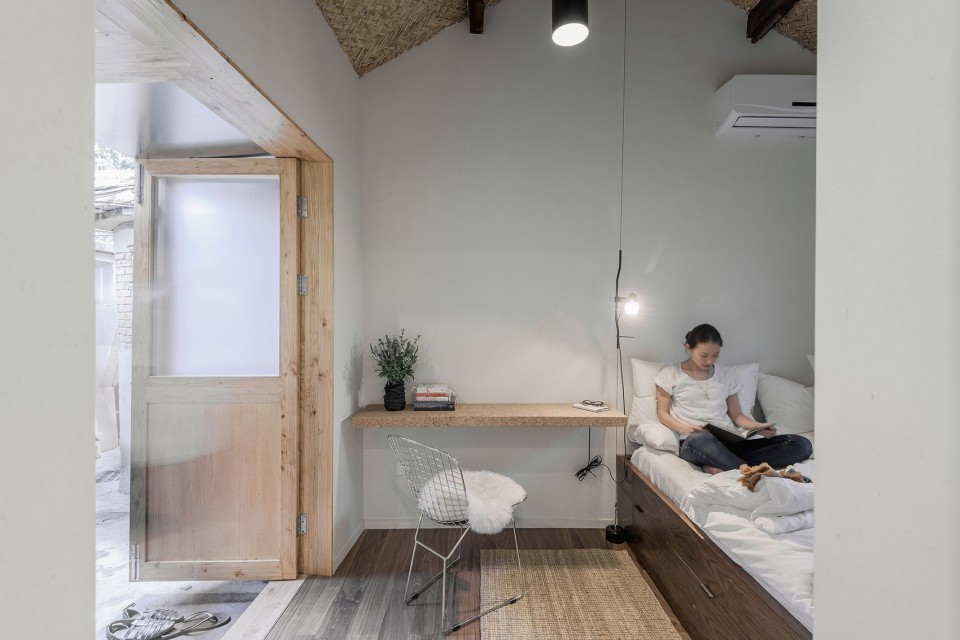 021-coffee bar and B&B by Office AIO