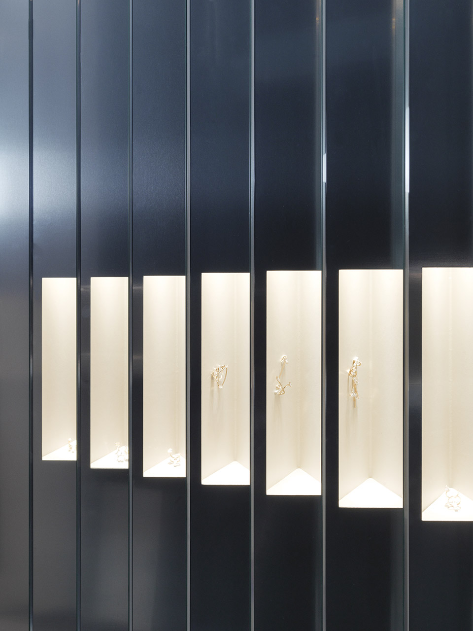 023-Repossi Place Vendome by OMA