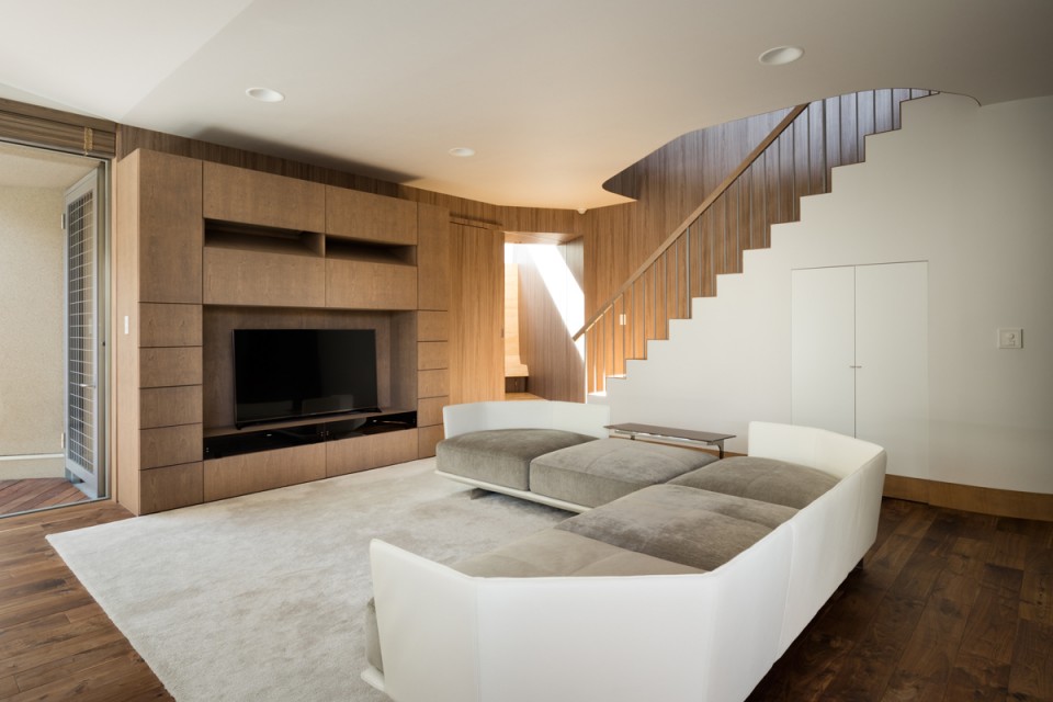 023-Triton by JP architects