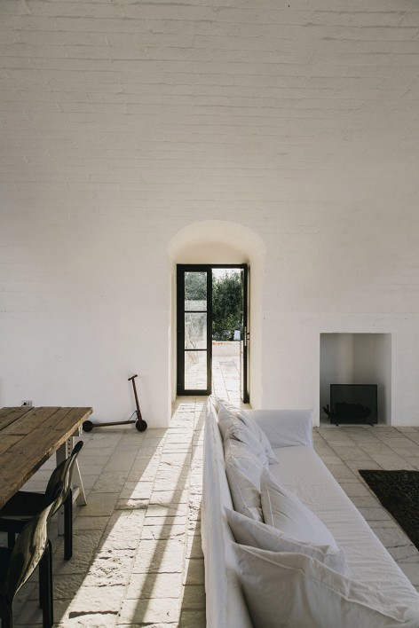 031-Masseria Moroseta by Andrew Trotter