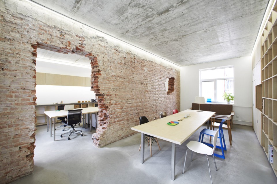 B.L.U.E.-09- office