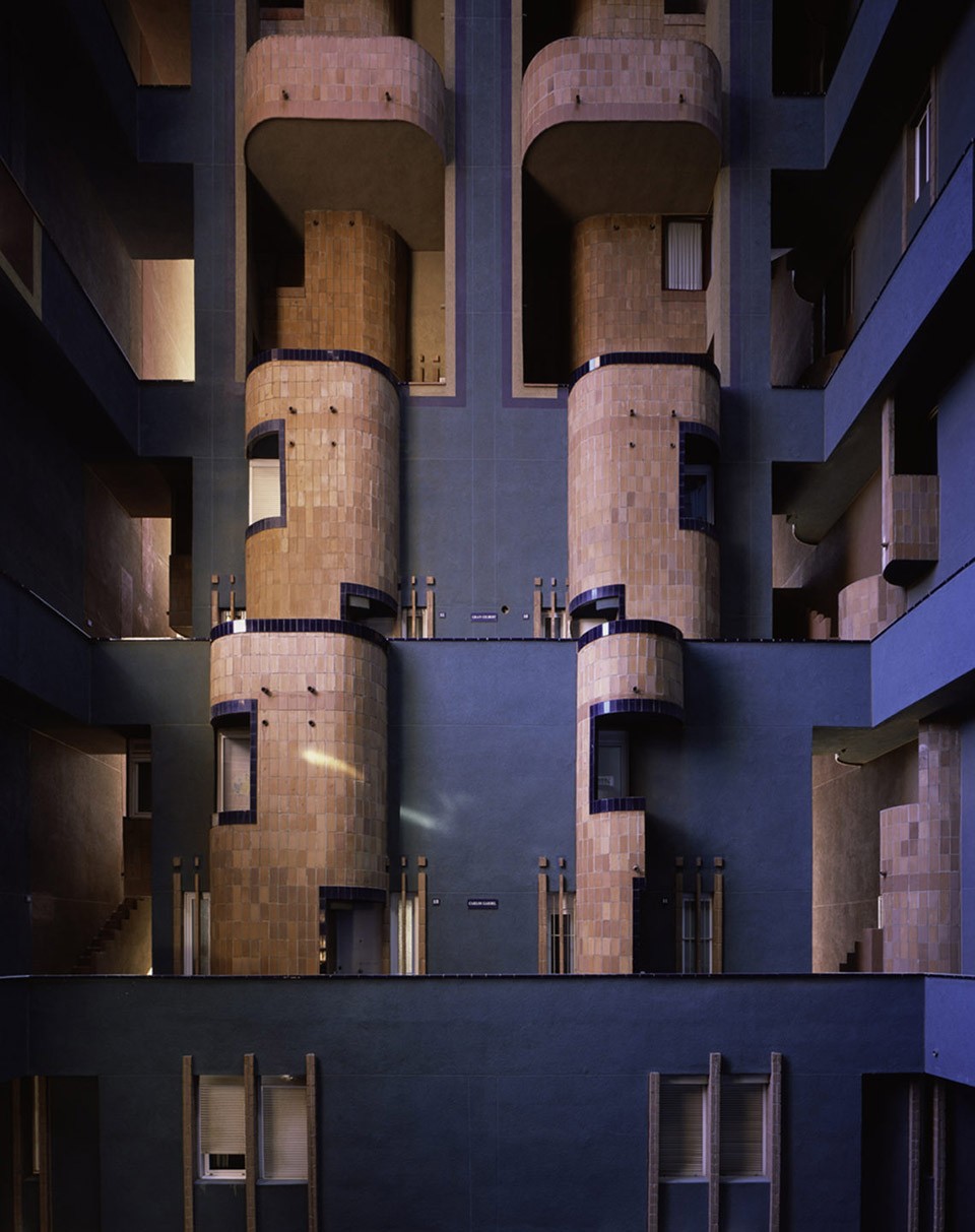 025-Walden 7 by Ricardo Bofill