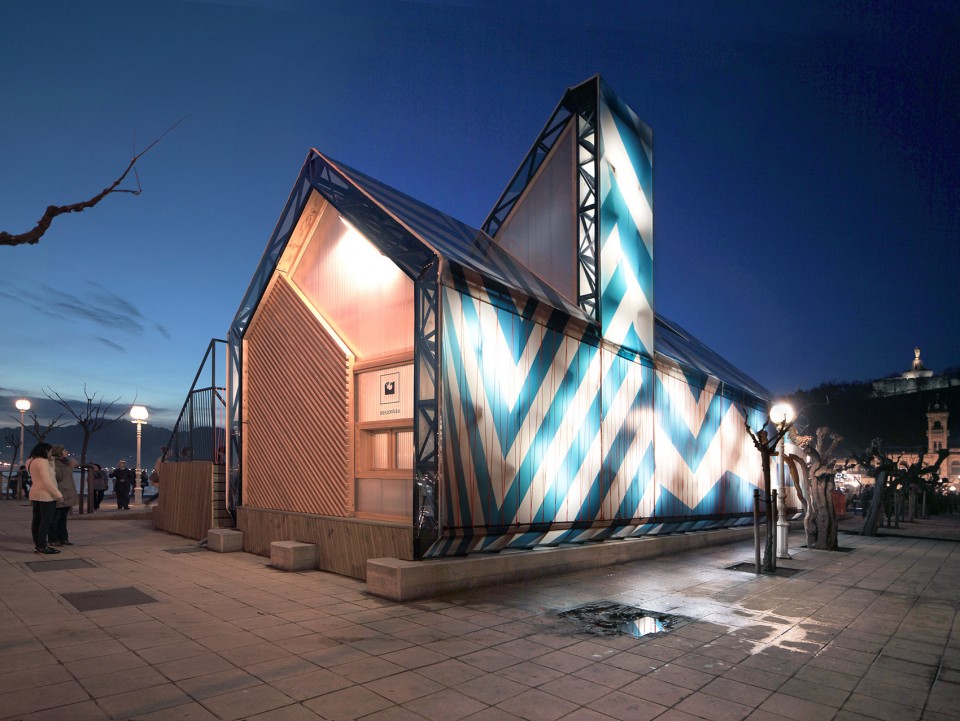 007-INFORMATION PAVILION DSS2016 by Zuloark + Alberto rey + Tipi Studio