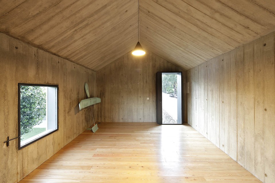 The Dovecote by AZO. Sequeira Arquitectos Associados Lda-11