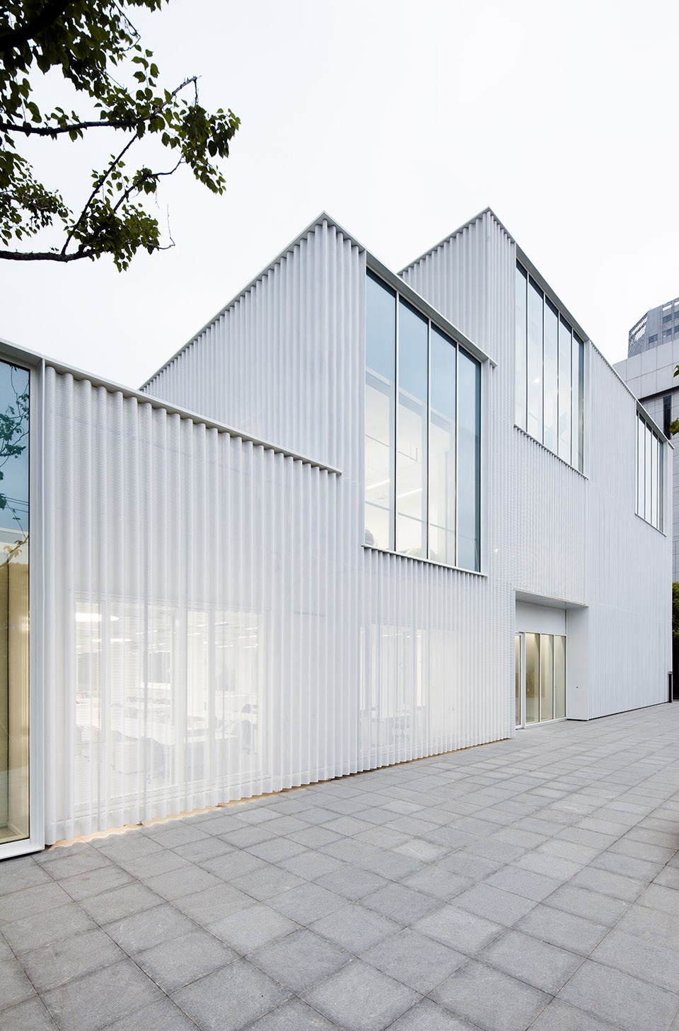 renovation incubator space by SHL Architets-5