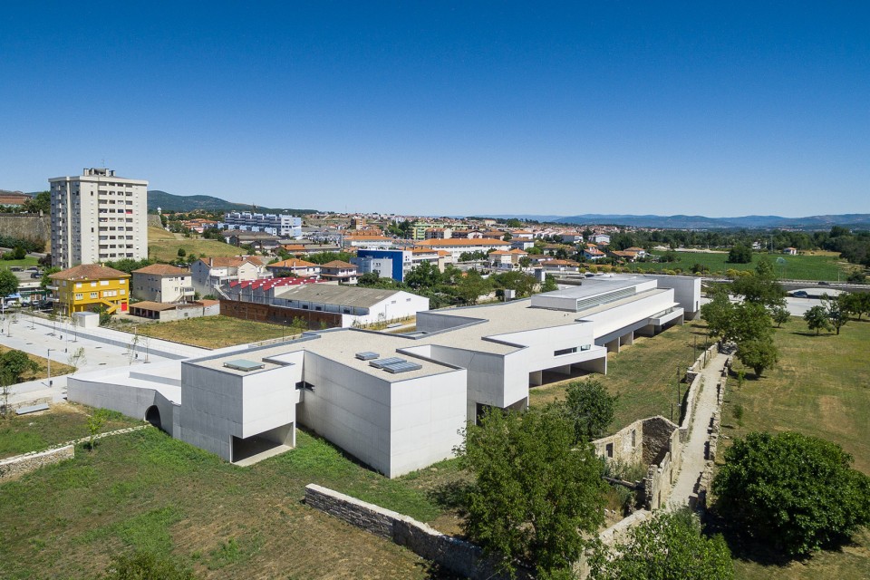 002-'Descriptive Memory' – Nadir Afonso Foundation by Álvaro Siza Vieira