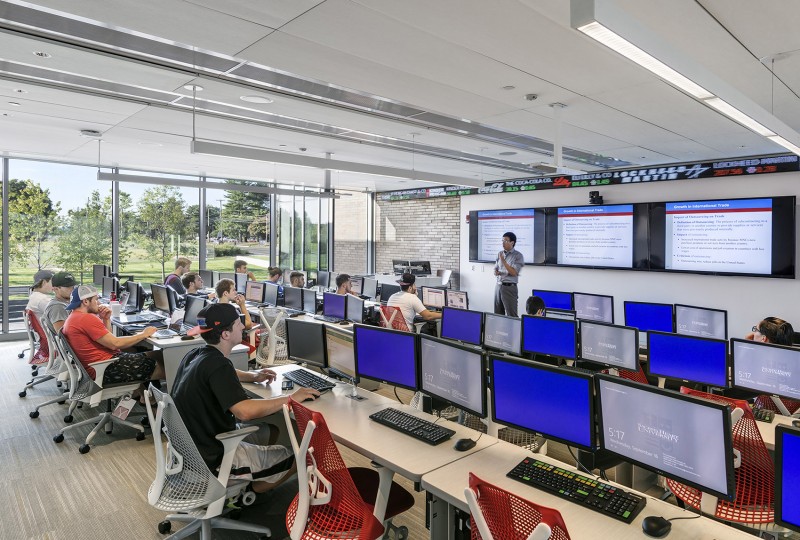Sacred Heart University, School of Business and Communications