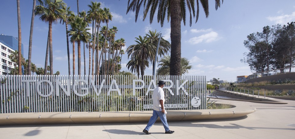 019-Tongva Park and Ken Genser Square by James Corner Field Operations