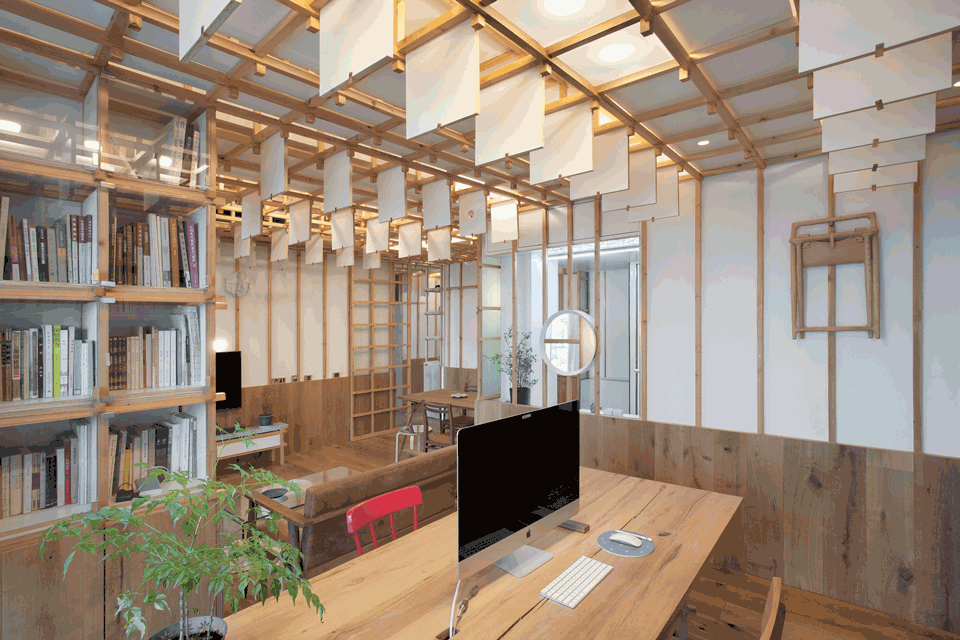 020-Small-home-hiding-a-Cui-Linglong-by-Wang-Tiantian-and-Luo-Yaqin