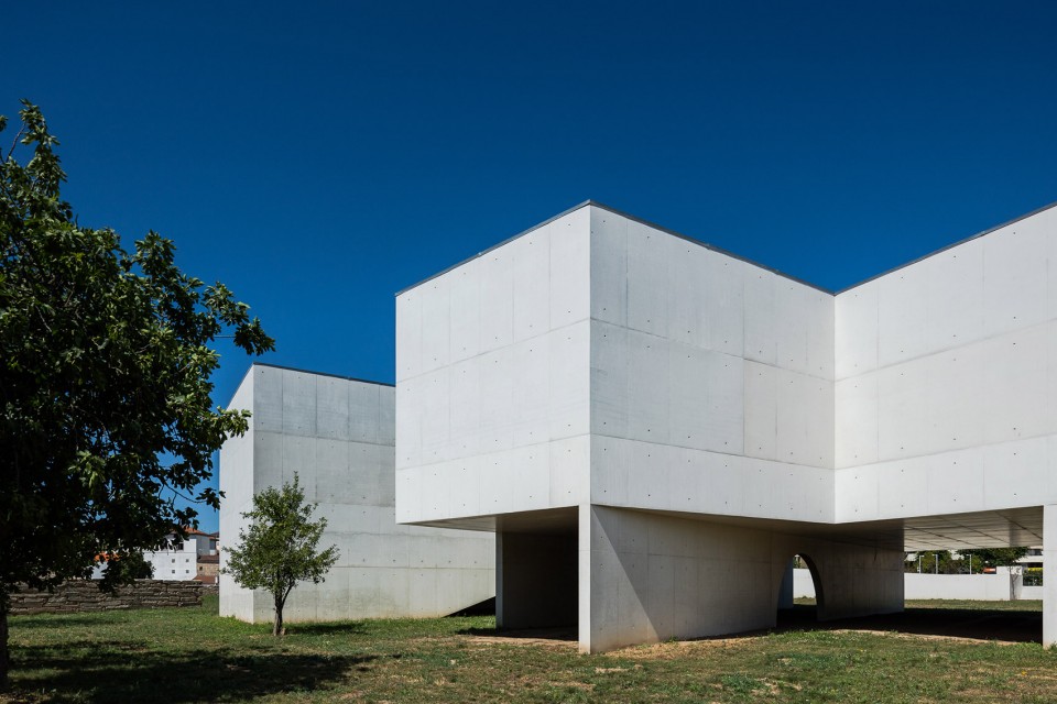 027-'Descriptive Memory' – Nadir Afonso Foundation by Álvaro Siza Vieira