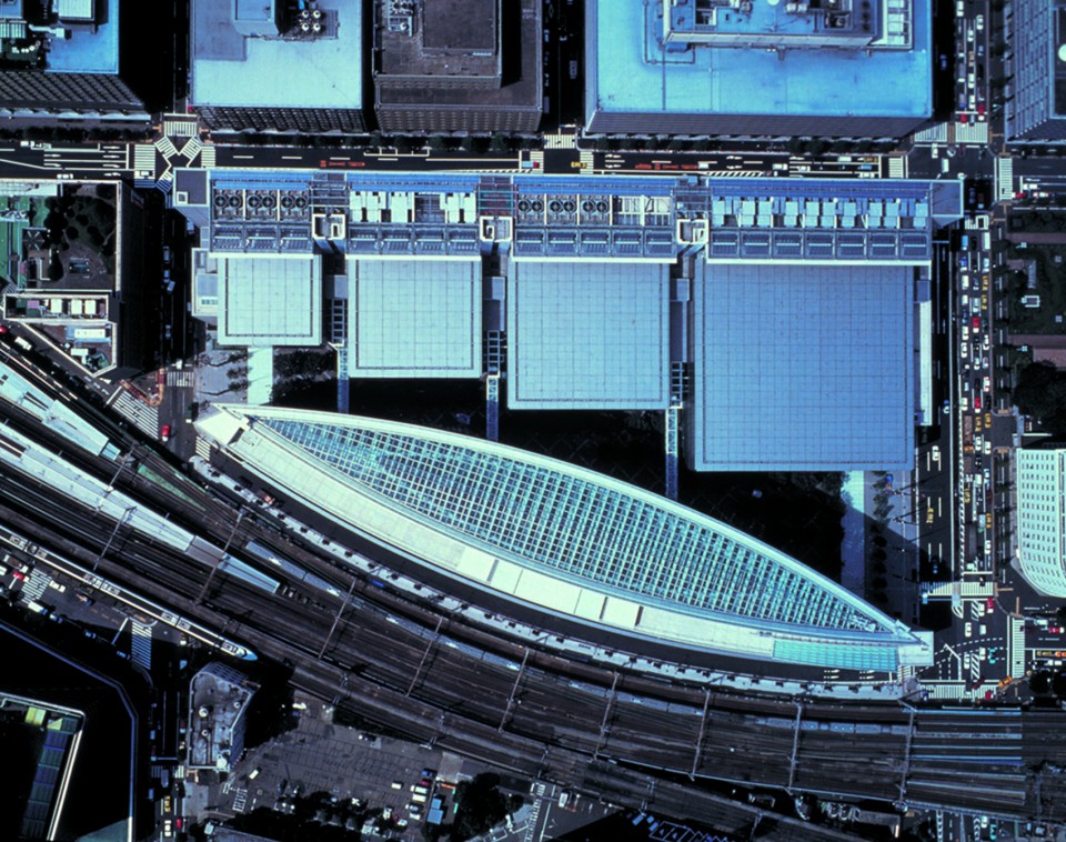 2- Tokyo International Forum by Rafael Vinoly Architects