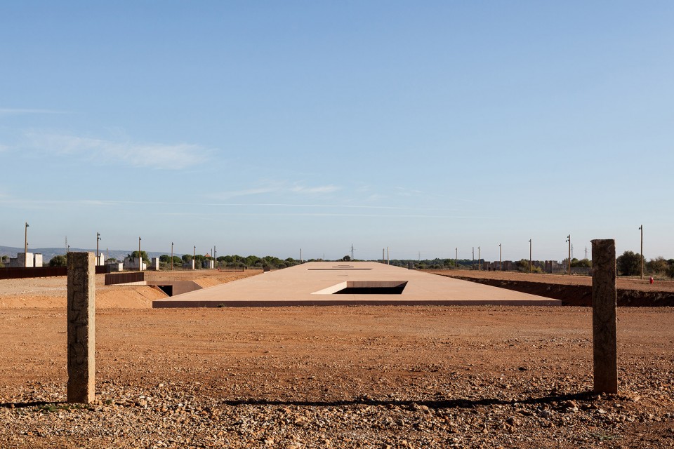 007-The Rivesaltes Memorial by Rudy Ricciotti and Passelac & Roques
