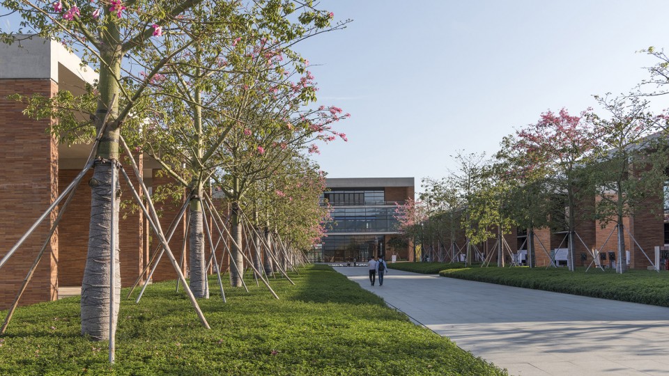 011-China Resources University_Foster + Partners