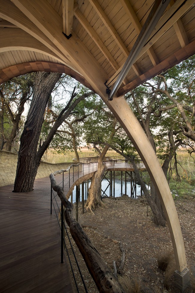 018-SANDIBE SAFARI LODGE IN BOTSWANA BY MICHAELIS BOYD ARCHITECTS