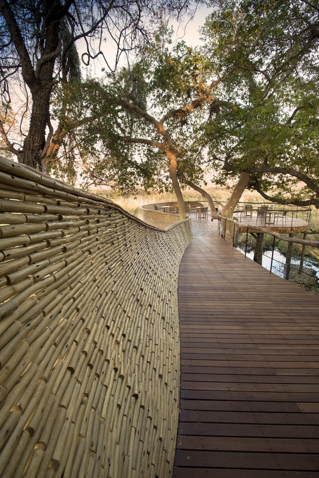 020-SANDIBE SAFARI LODGE IN BOTSWANA BY MICHAELIS BOYD ARCHITECTS