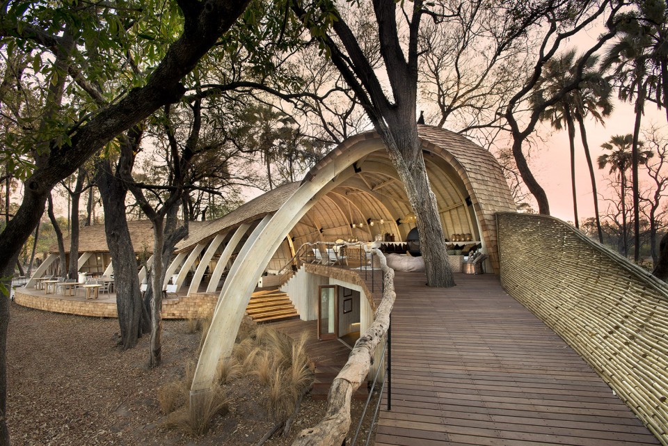 021-SANDIBE SAFARI LODGE IN BOTSWANA BY MICHAELIS BOYD ARCHITECTS