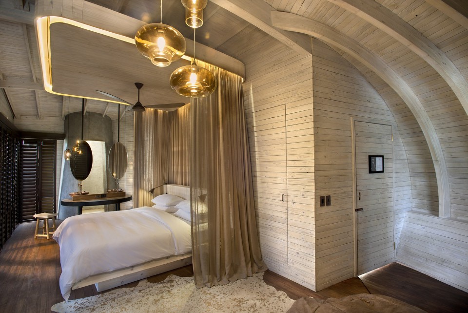 036-SANDIBE SAFARI LODGE IN BOTSWANA BY MICHAELIS BOYD ARCHITECTS
