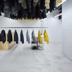 上上下下的炫酷 - DESCENTE BLANC东京丸之内分店 / Schemata Architects