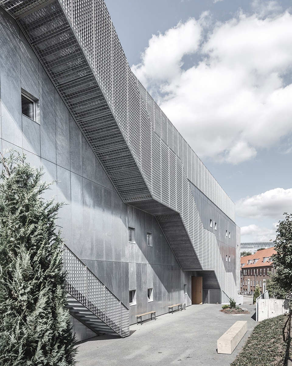 013-Sonnesgade 11 Office Building by SLETH Architects