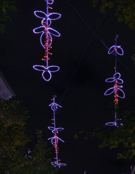 019-Christmas Decorations, Madrid by Brut Deluxe