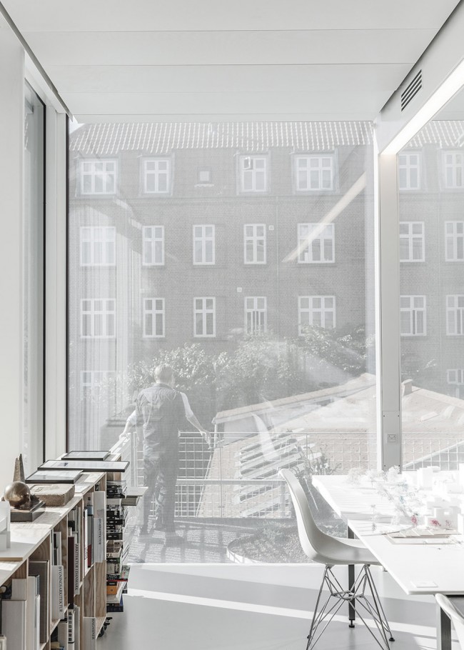 019-Sonnesgade 11 Office Building by SLETH Architects