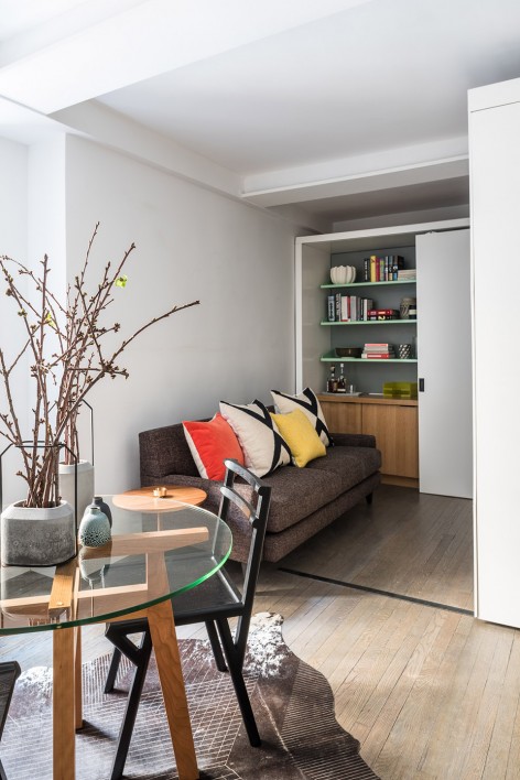 024- 5:1 Apartment by MKCA