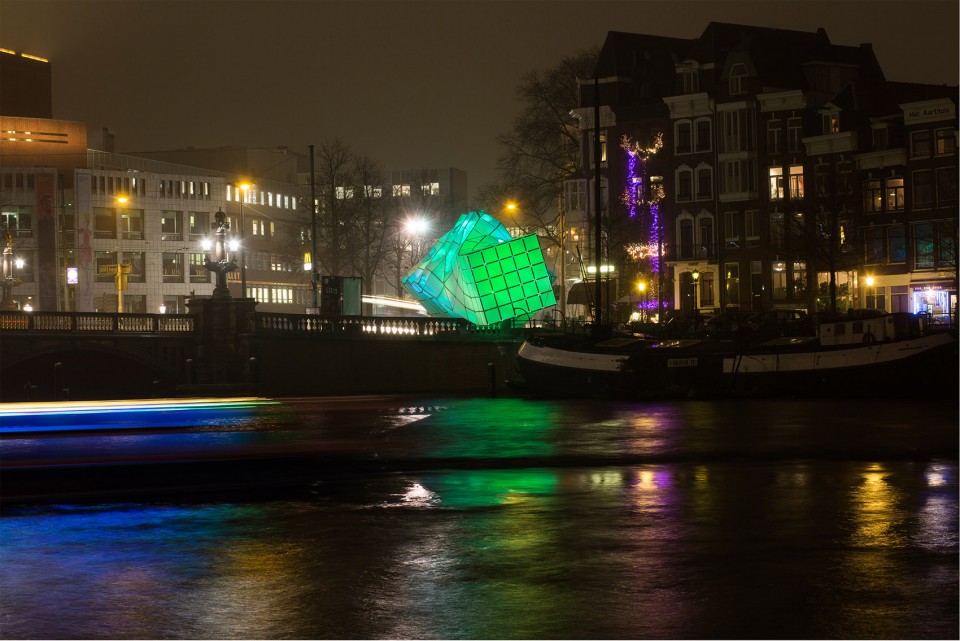 1-Eye_Beacon Pavilion for the Amsterdam Light Festival by UNStudio and MDT-tex