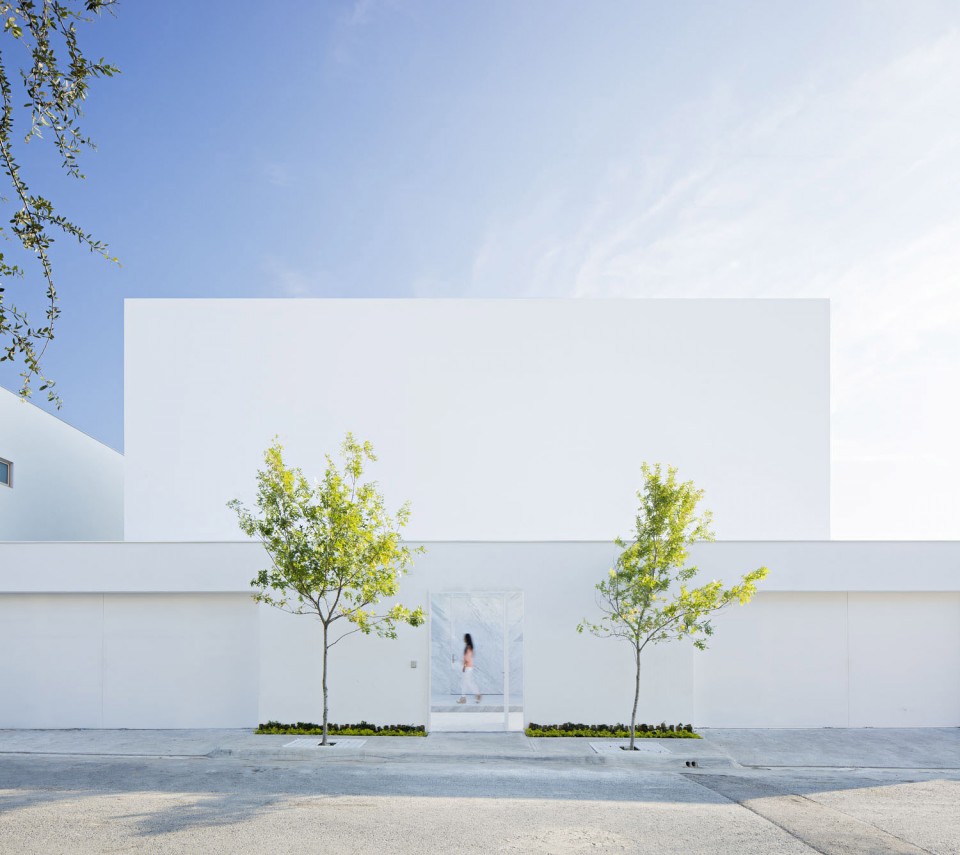 1-Monterrey Domus Aurea, Mexico by Alberto Campo Baeza + Gilberto L. Rodriguez