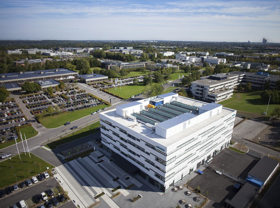 1-Siemens Head Office in Denmark by VELUX