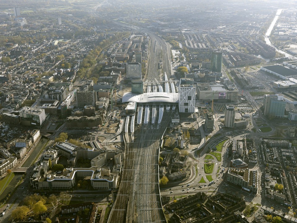 1-Utrecht Central Station by Benthem Crouwel Architects