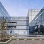 湖南城陵矶综合保税区通关服务中心 / 上海建筑设计研究院