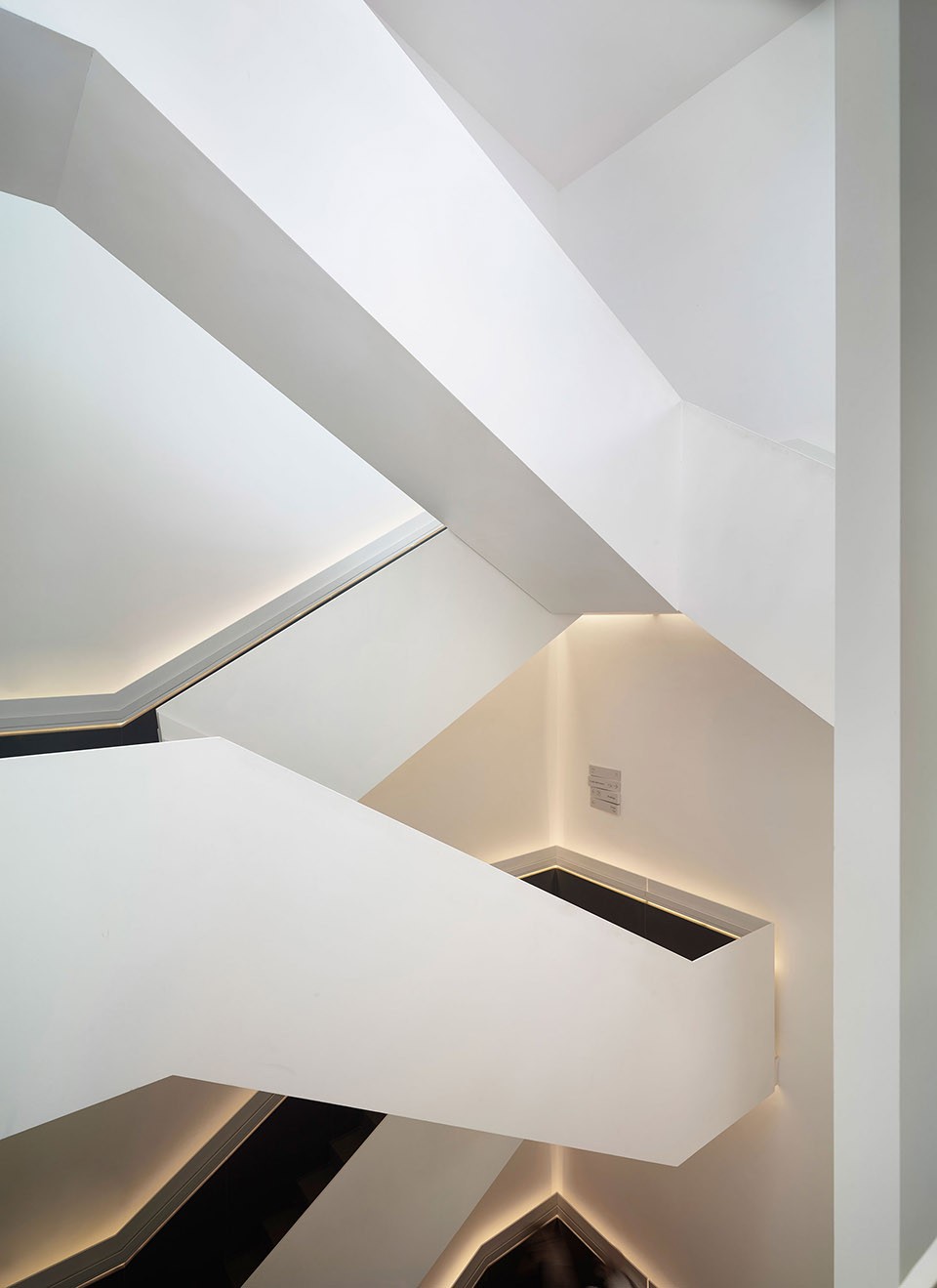 12-Museo Degli Innocenti, Florence by IPOSTUDIO ARCHITETTI