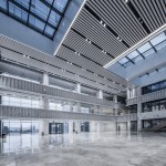 湖南城陵矶综合保税区通关服务中心 / 上海建筑设计研究院