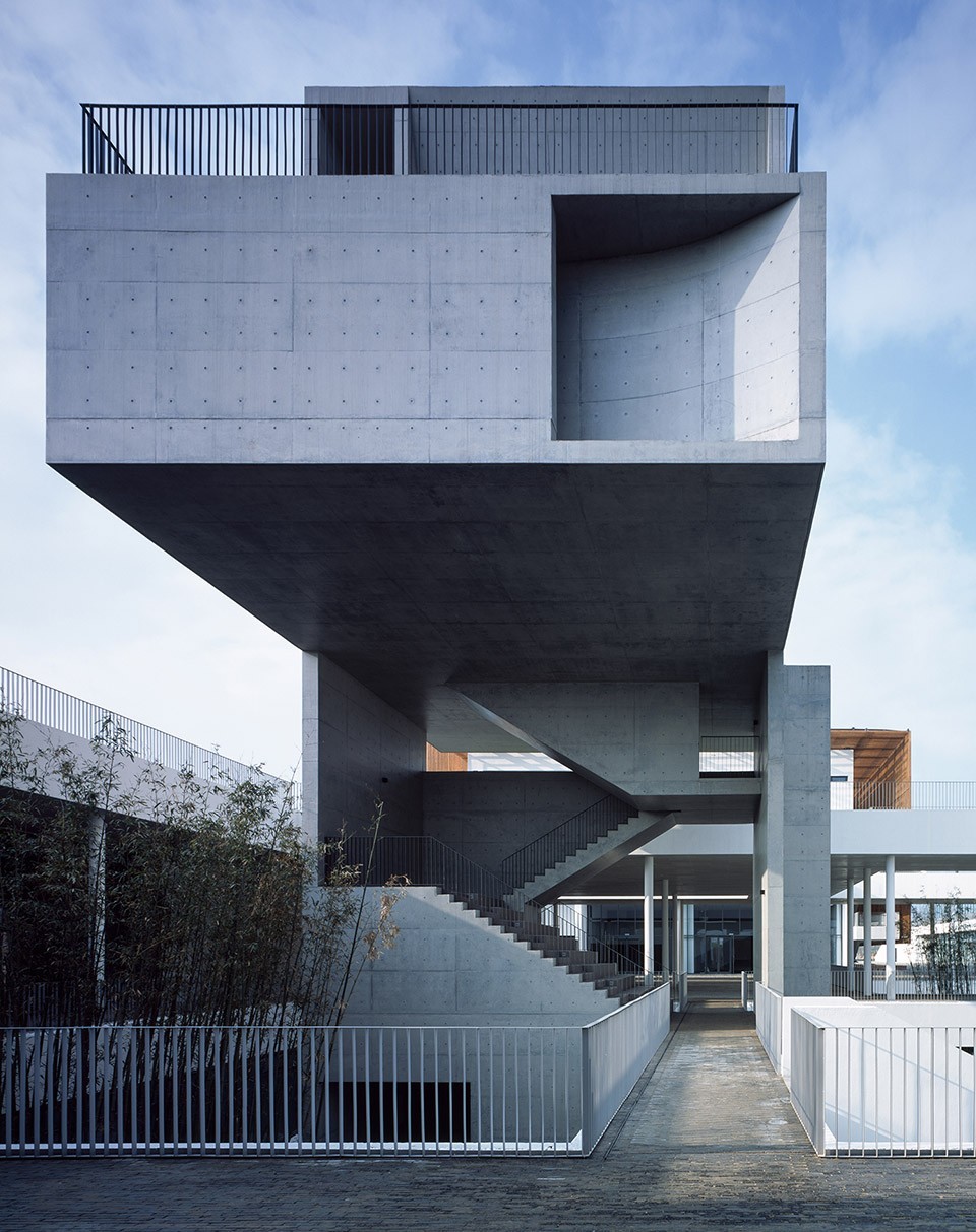 21-Suzhou-Intangible-Cultural-Heritage-Museum-by-Vector-Architects-960x1213