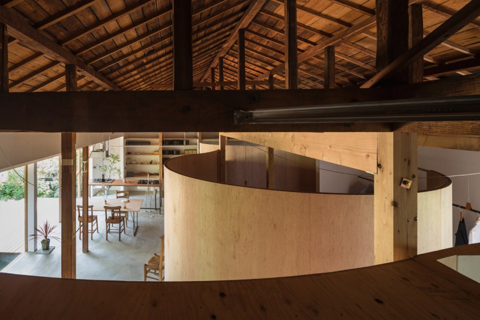 27-House in Kamisawa by Tato Architects
