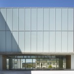 与基地深切对话 - 西班牙卢戈市礼堂 / Paredes Pedrosa Arquitectos
