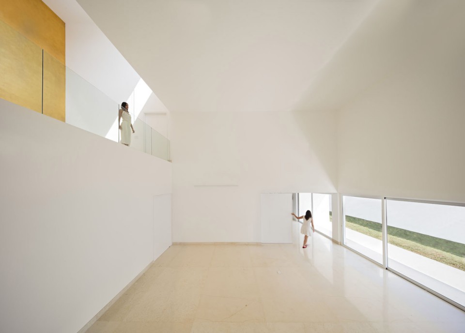 3-Monterrey Domus Aurea, Mexico by Alberto Campo Baeza + Gilberto L. Rodriguez