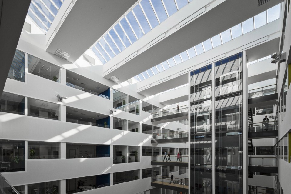 3-Siemens Head Office in Denmark by VELUX