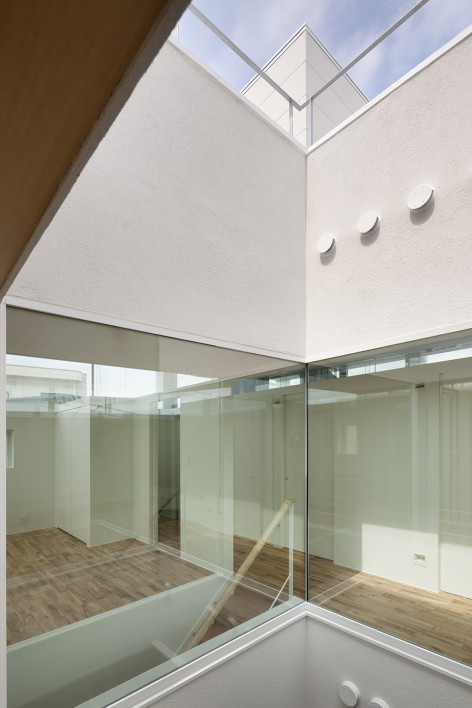 35- BUILDING M in Hiratsuka, Kanagawa by I.R.A.