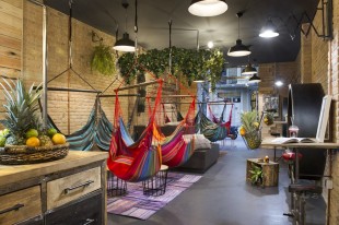 4-Hammock-Vegan-hang-out-by-Egue-y-Seta-960x639