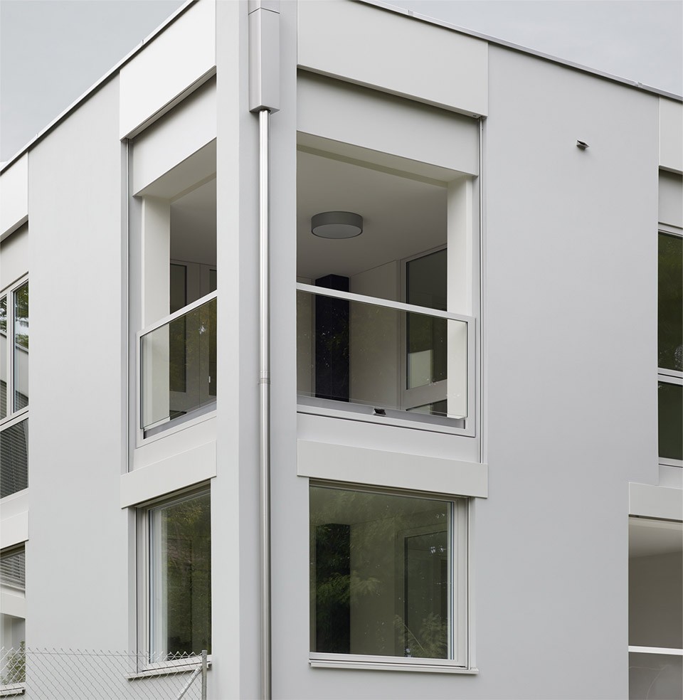 4-The house in Binningen by Lutjens Padmanabhan Architekten