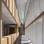 与基地深切对话 - 西班牙卢戈市礼堂 / Paredes Pedrosa Arquitectos
