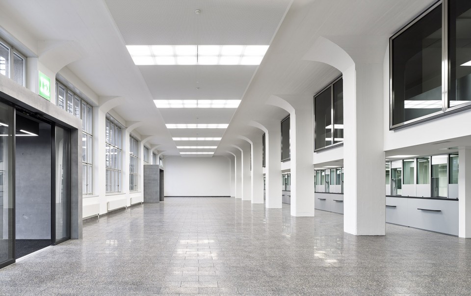7-Sihlpost, Zurich by Max Dudler