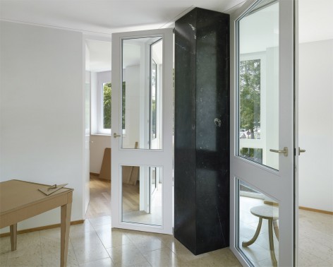 7-The house in Binningen by Lutjens Padmanabhan Architekten