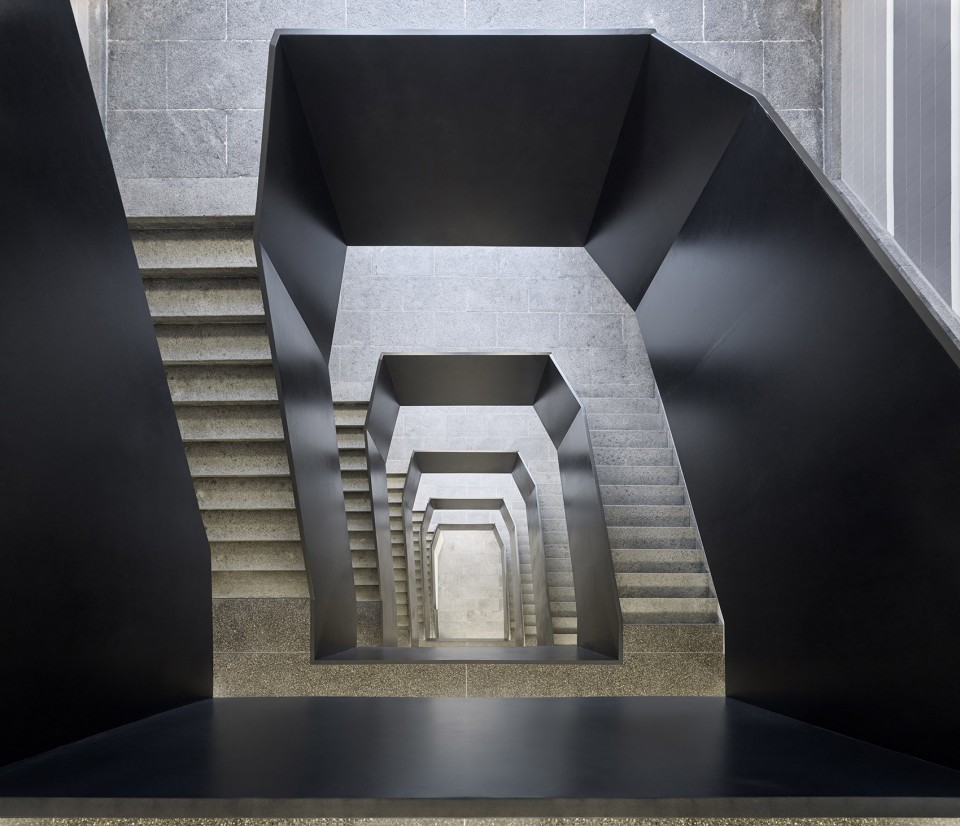 9-Sihlpost, Zurich by Max Dudler
